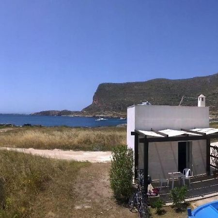 Il Cubo, Monovano Col Mare Su Tre Fronti. Фавіньяна Екстер'єр фото